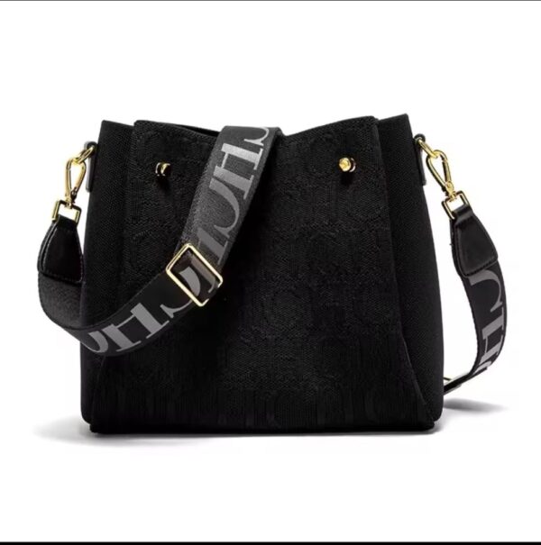 Classic Retro New Solid Color Letter Design Women's Shoulder Bag - Image 4
