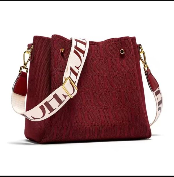 Classic Retro New Solid Color Letter Design Women's Shoulder Bag - Image 2